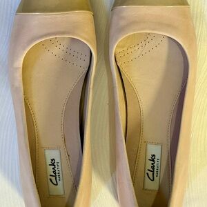 Clarks Narrative Crystal Rose Ballet Flats Nude Leather Cap Toe Gold 8 B Women’s